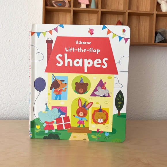 usborne Other - Usborne Lift-the-flap Shapes Board Book - homeschool preschool